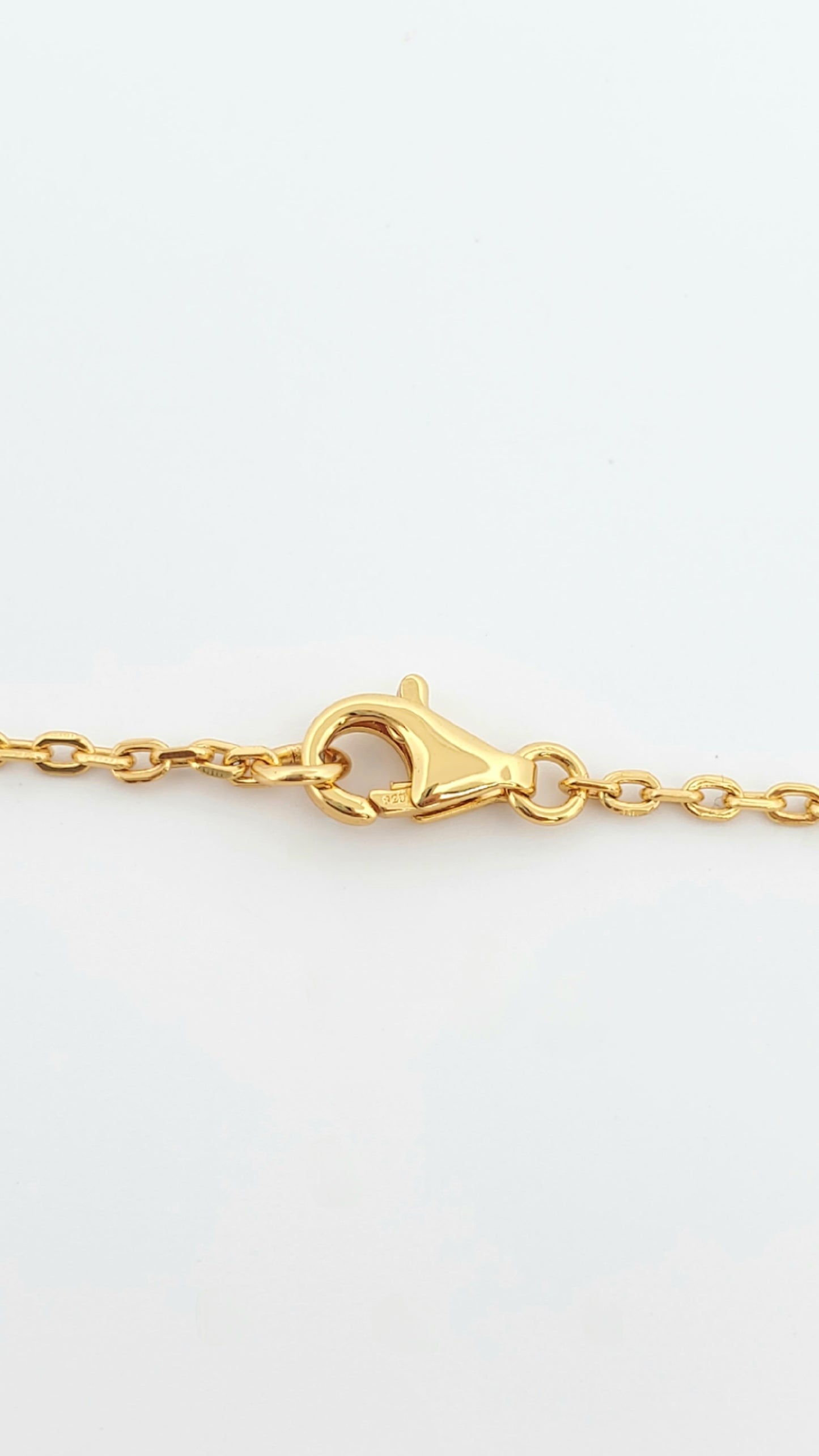 Eight Moissanite Stones Bezel Bracelet (2.4ct) 925 Sterling Silver