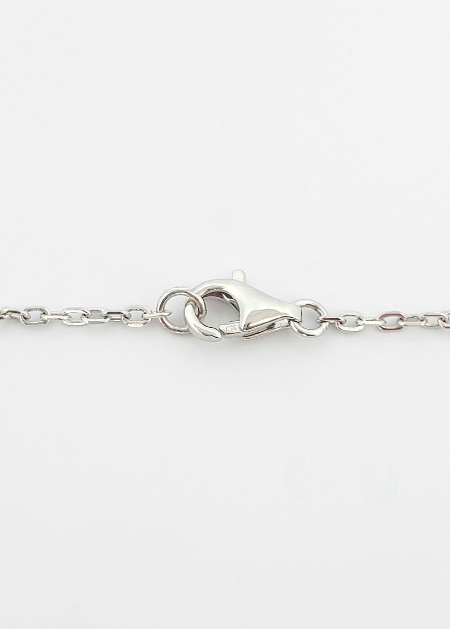 Eight Moissanite Stones Bezel Bracelet (2.4ct) 925 Sterling Silver