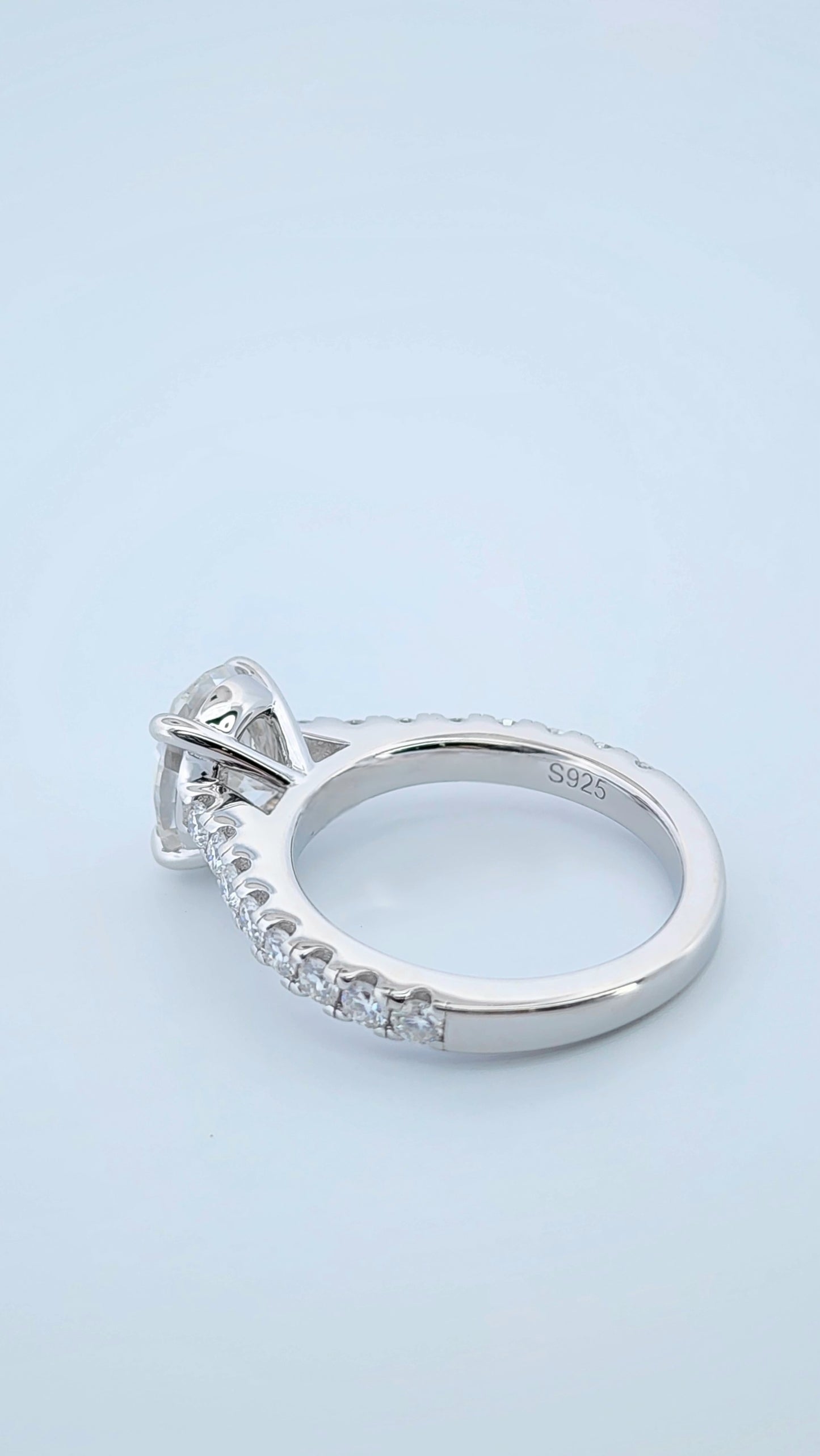 2ct Oval Cut Moissanite Engagement Ring 925 Sterling Silver 18k Gold Plated