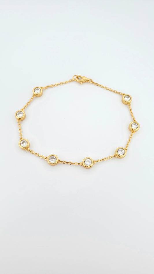 Eight Moissanite Stones Bezel Bracelet (2.4ct) 925 Sterling Silver