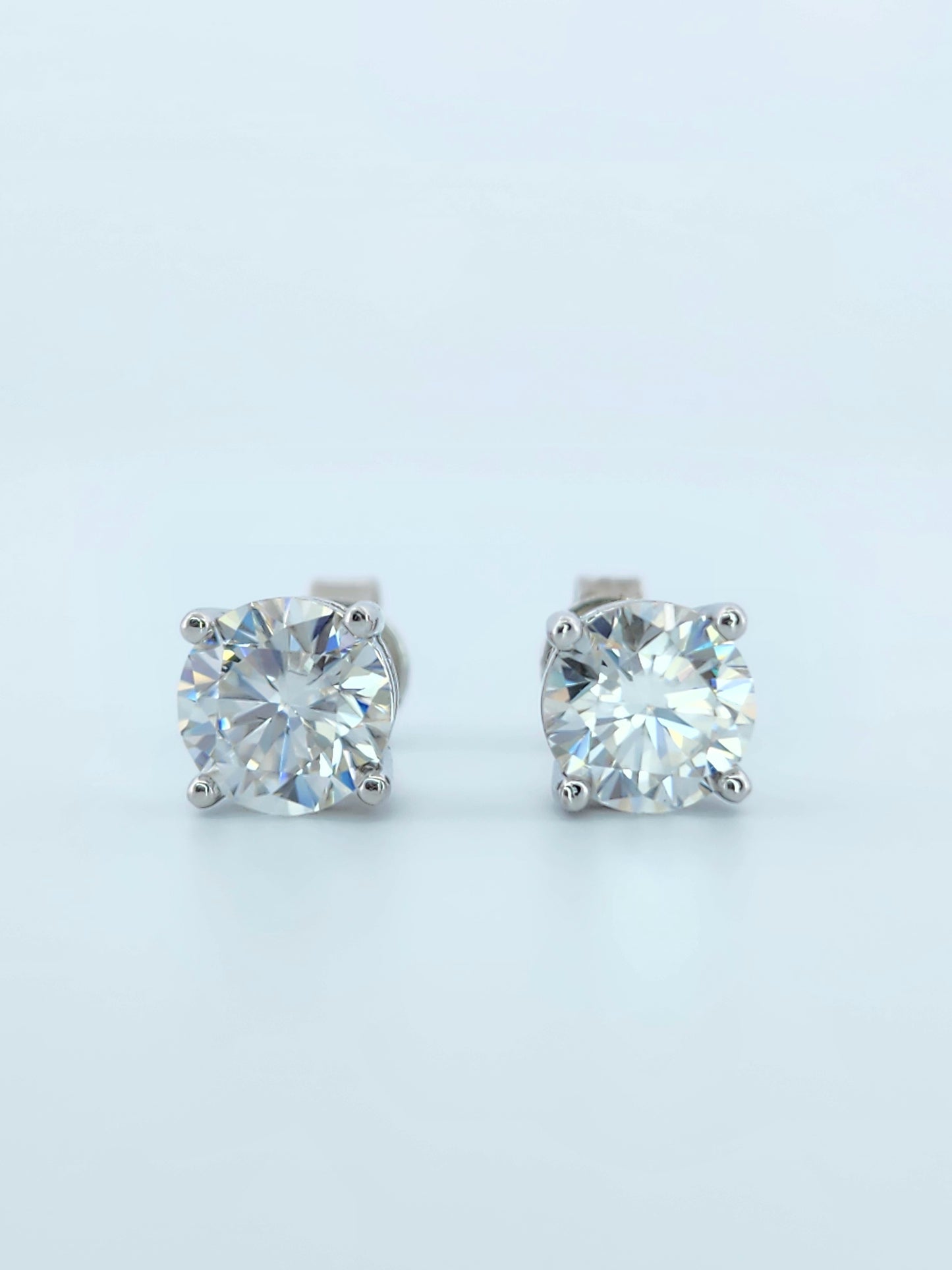 2 ctw Round Cut Moissanite Stud Earrings 925 Sterling Silver